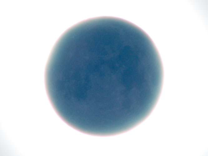 Eclipse_Earthshine(500).jpg (17585 bytes)