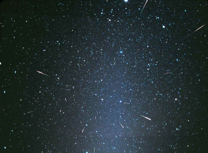 Leonids2001Radiant20(500)0115ps.jpg (108010 bytes)